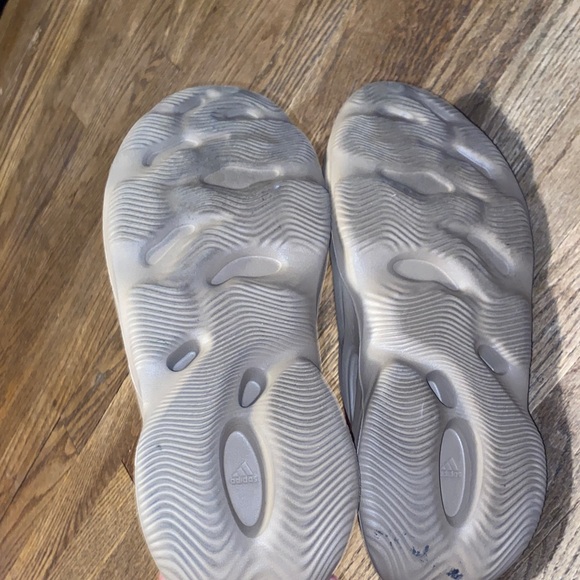 Light Taupe Slip-On Foam runners adidas Yeezy main image 5